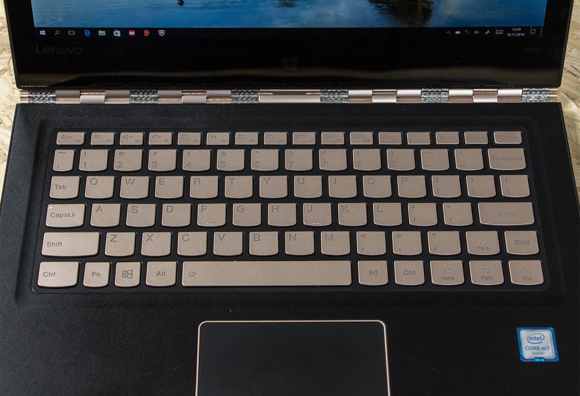 Lenovo Yoga 900s touchpad