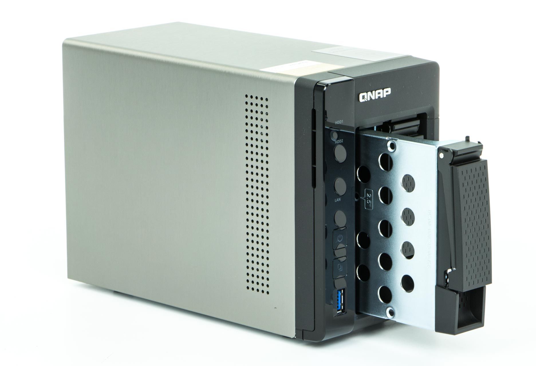 QNAP TS-253A