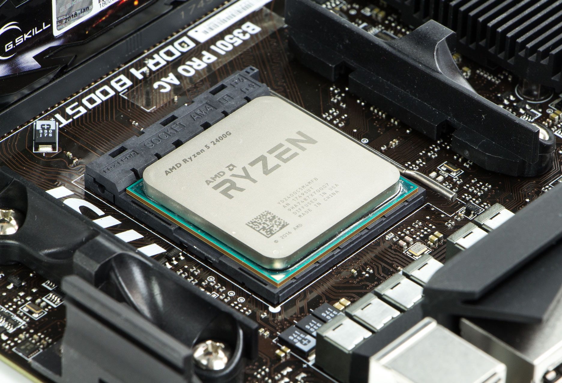AMD Ryzen 5 2400G