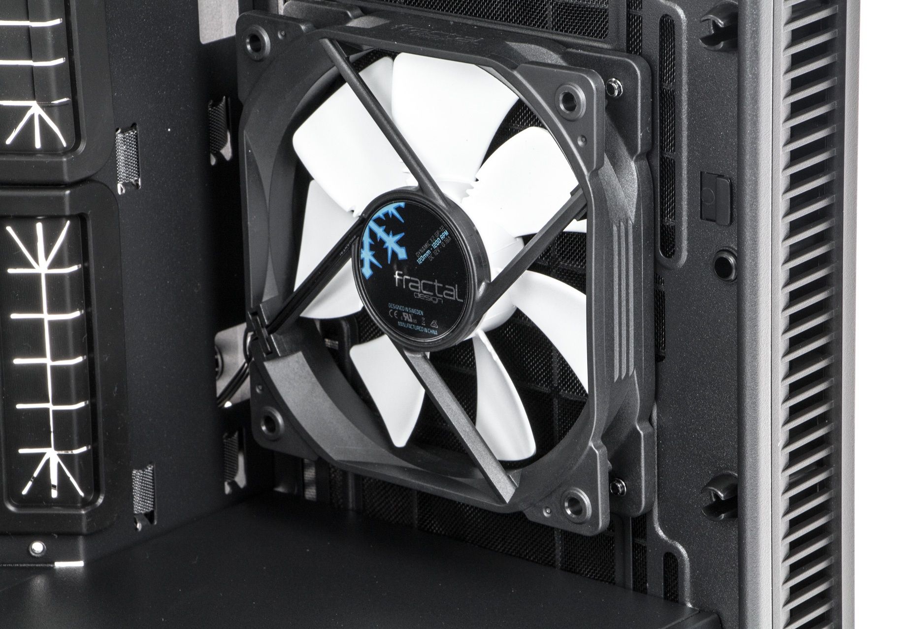 Fractal Design Define Mini C