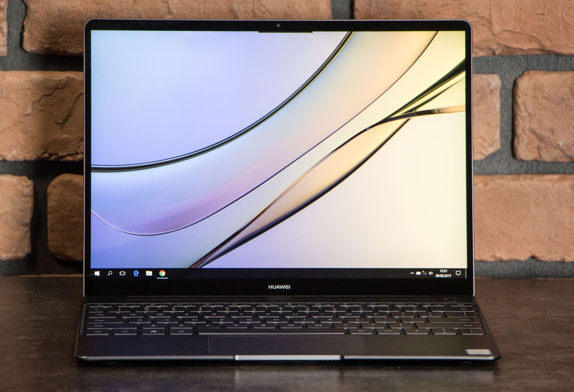 Huawei MateBook X przód