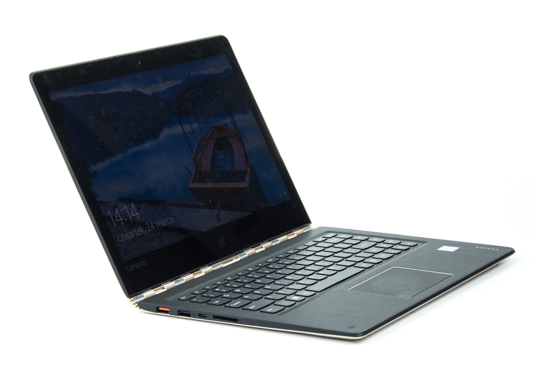Lenovo Yoga 900 tryb laptopa