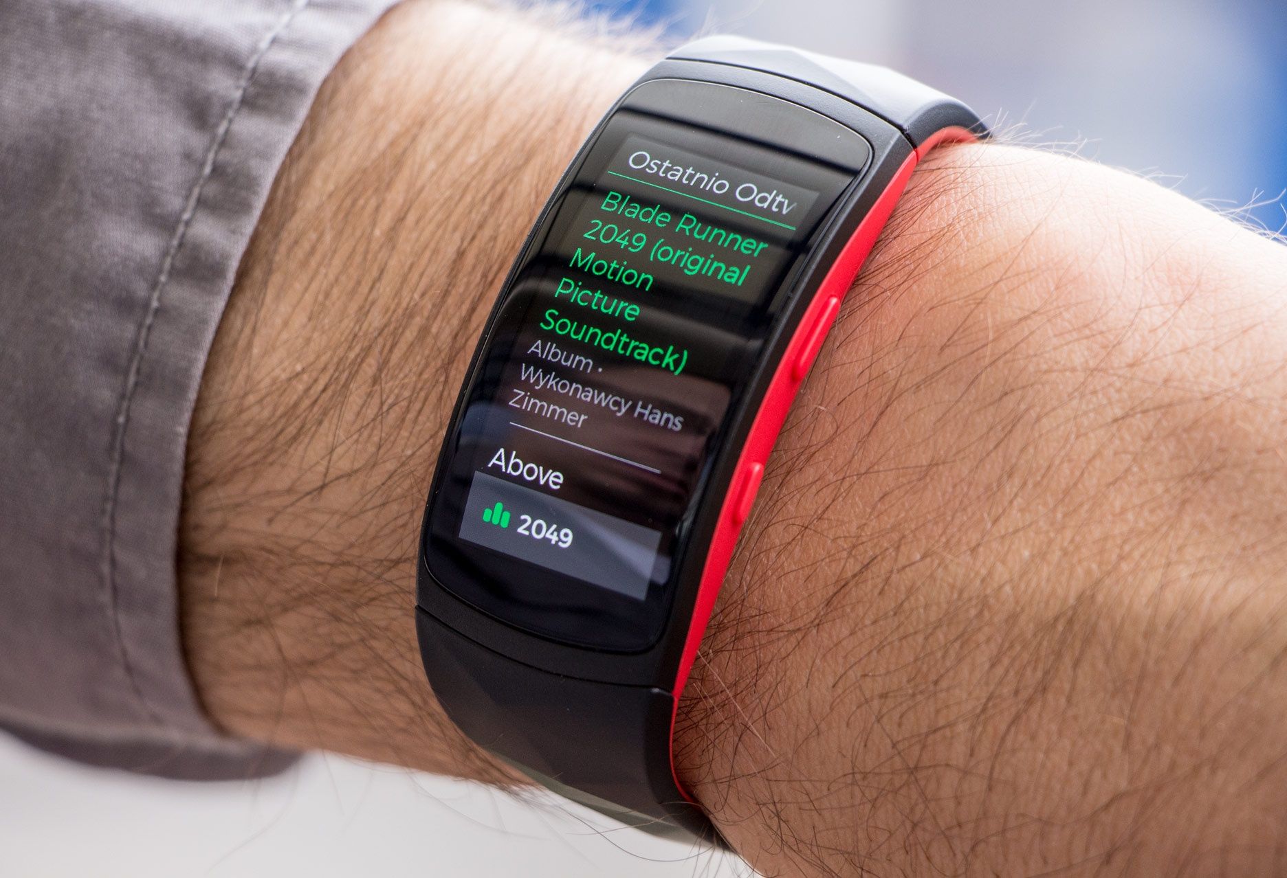 Samsung Gear Fit2 Pro Spotify