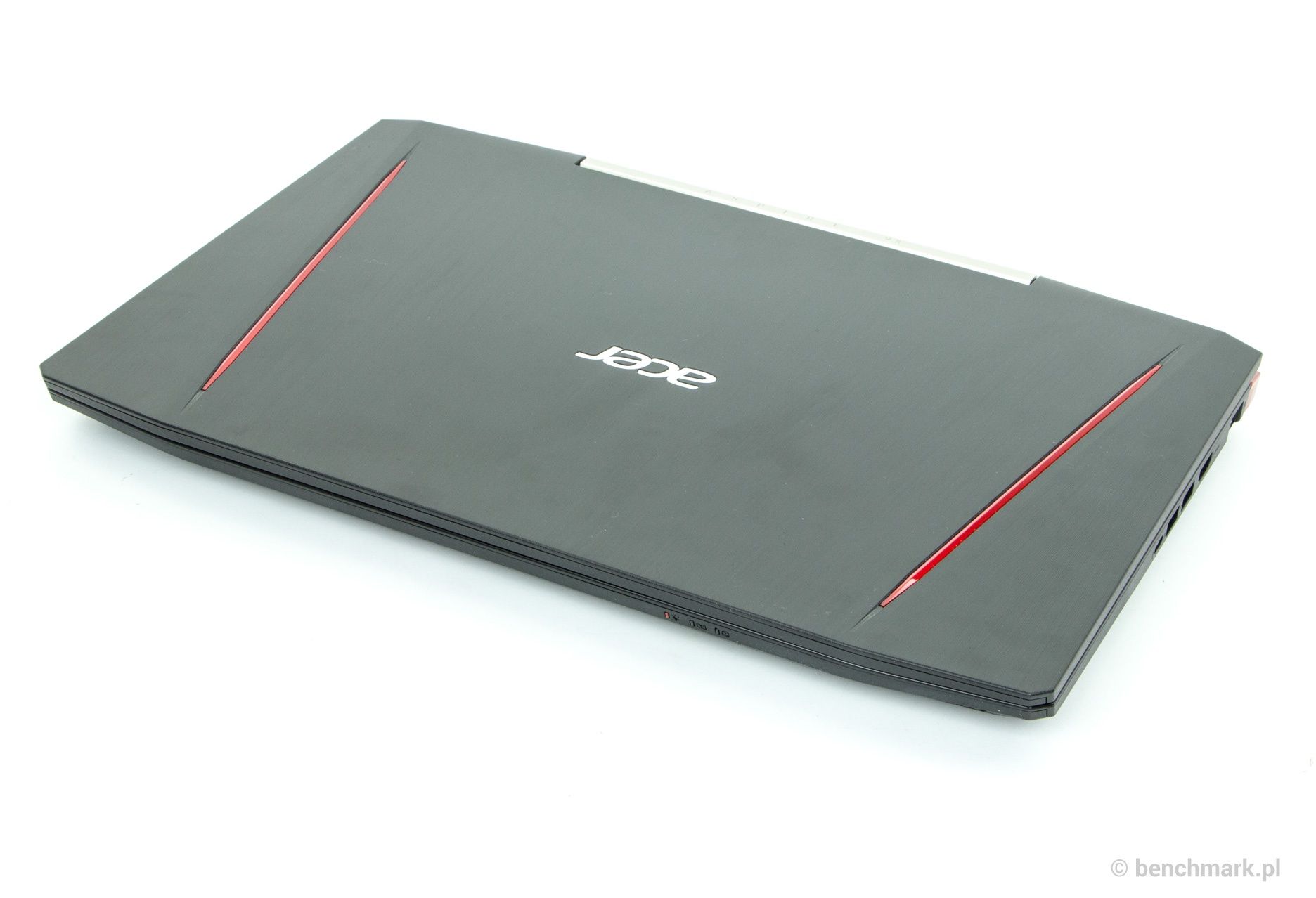 Acer Aspire VX 15 pokrywa ekranu