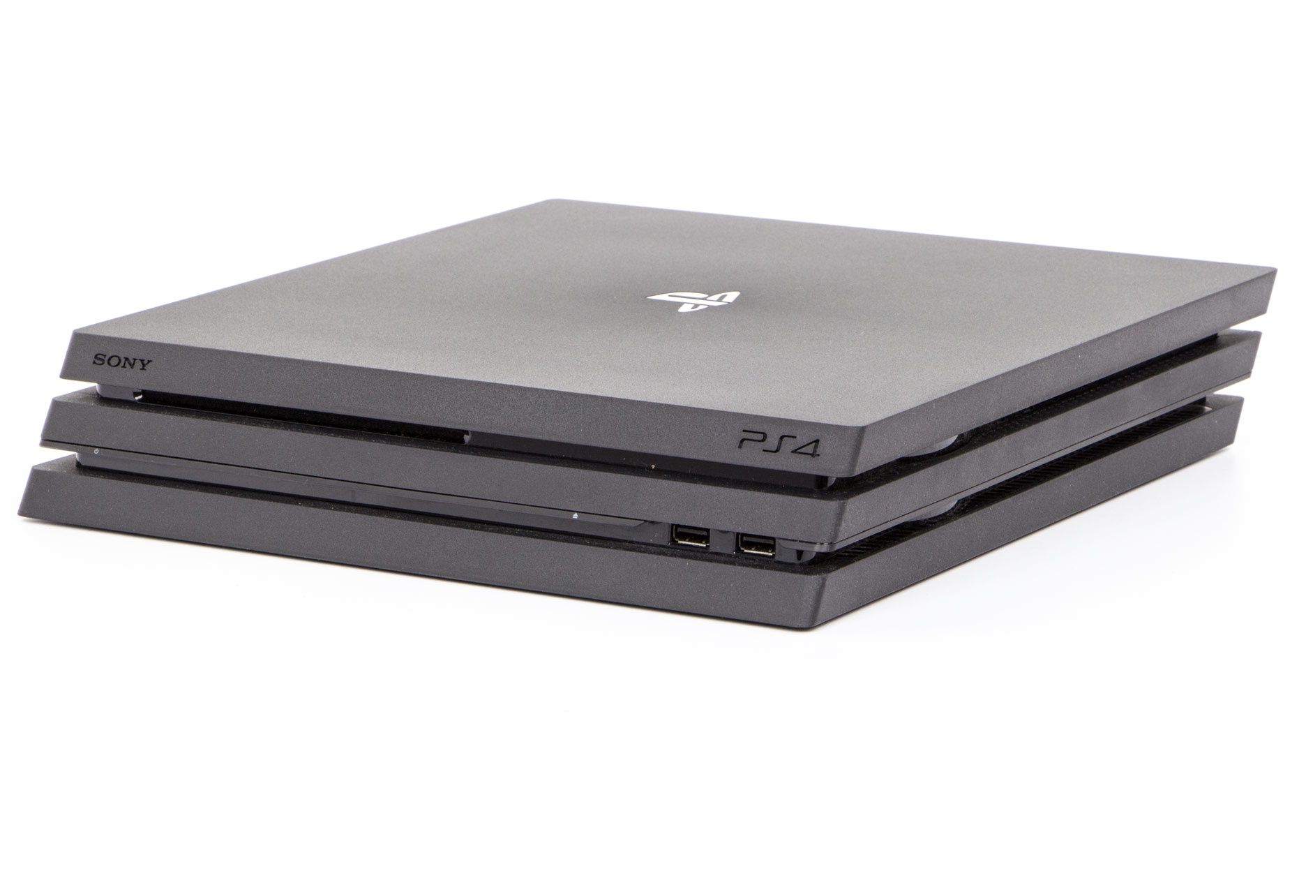 Playstation 4 Pro - rzut z przodu