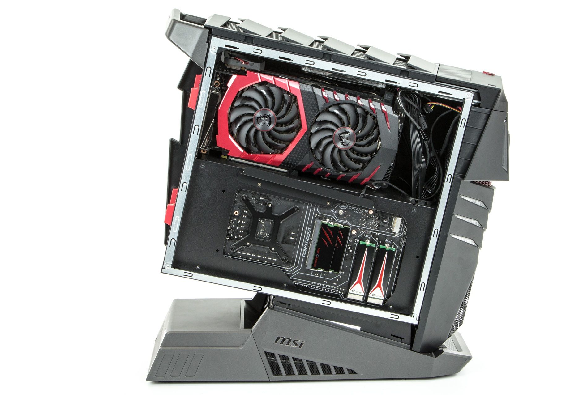 MSI Aegis Ti3 - wnętrze komputera
