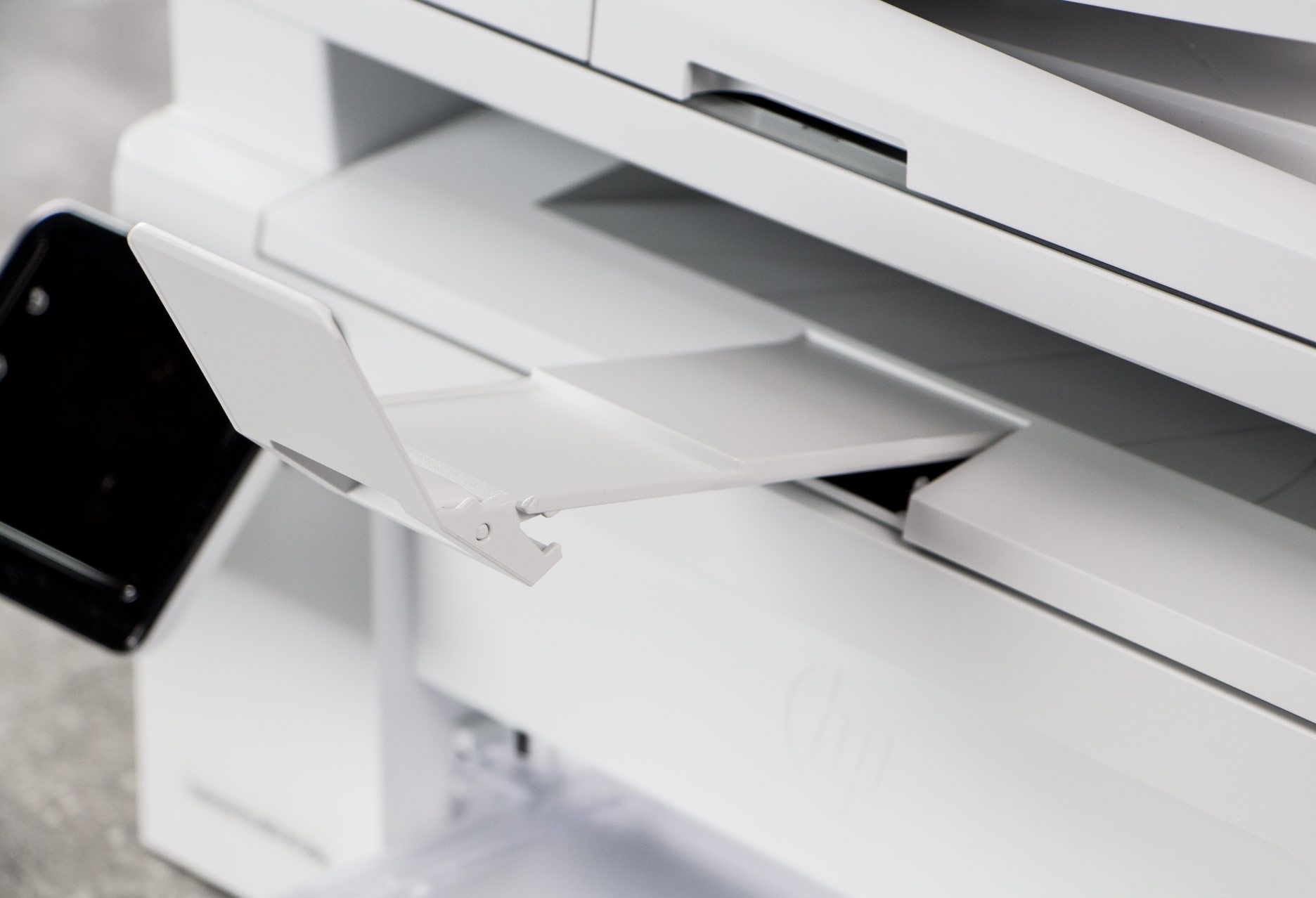 HP LaserJet Pro M130fw odbiornik papieru