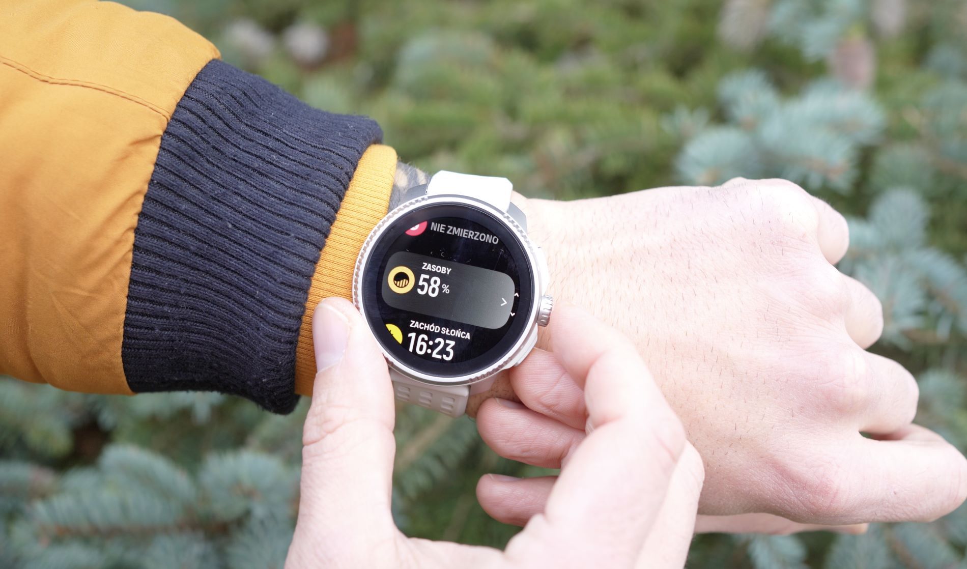 Suunto Race