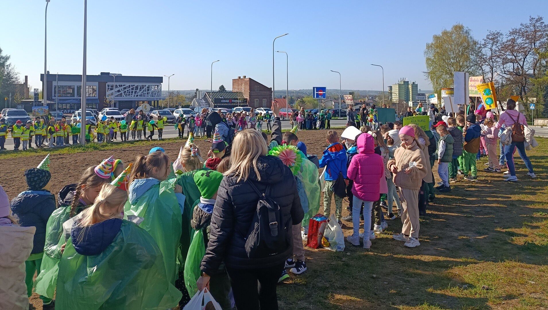 Ostrowiecka Ekobrygada wysiała miejską łąkę