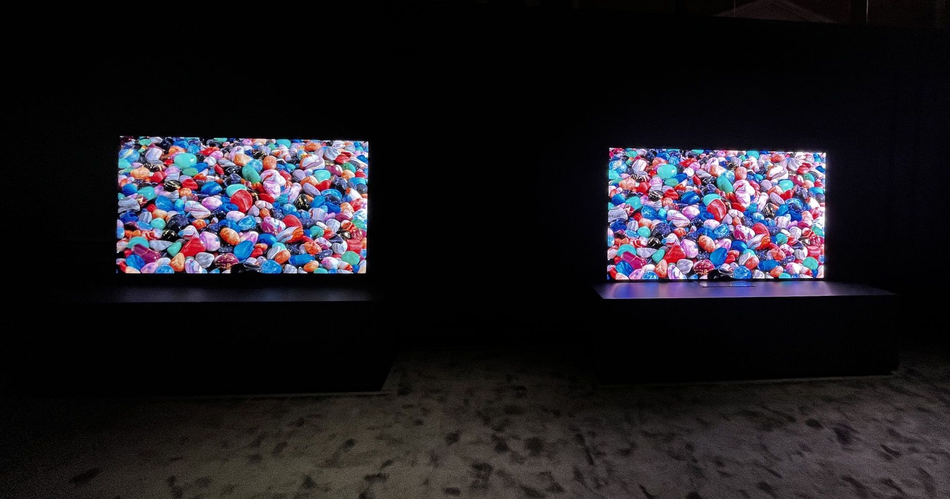 Samsung microLED w porównaniu z miniLED