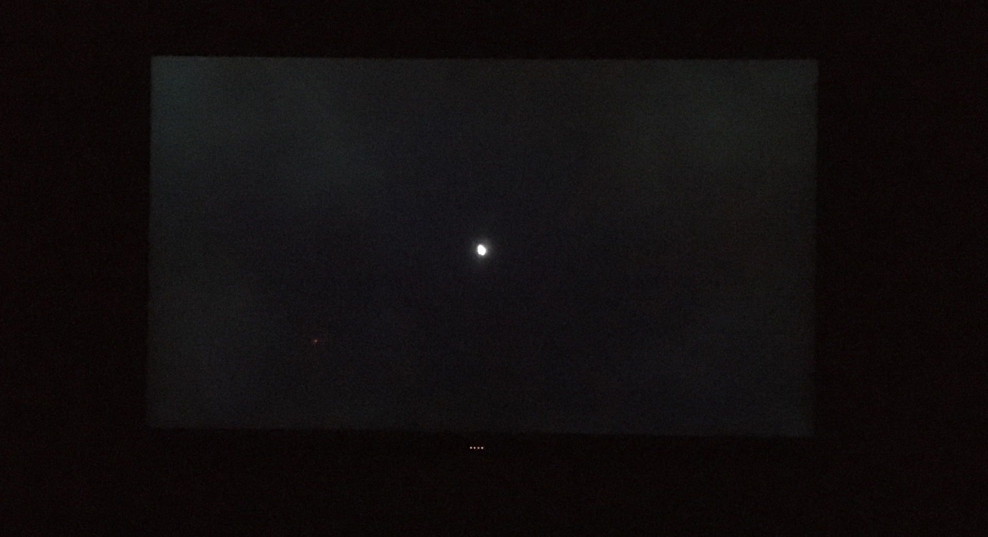 TCL 65C815 - Backlight bleeding