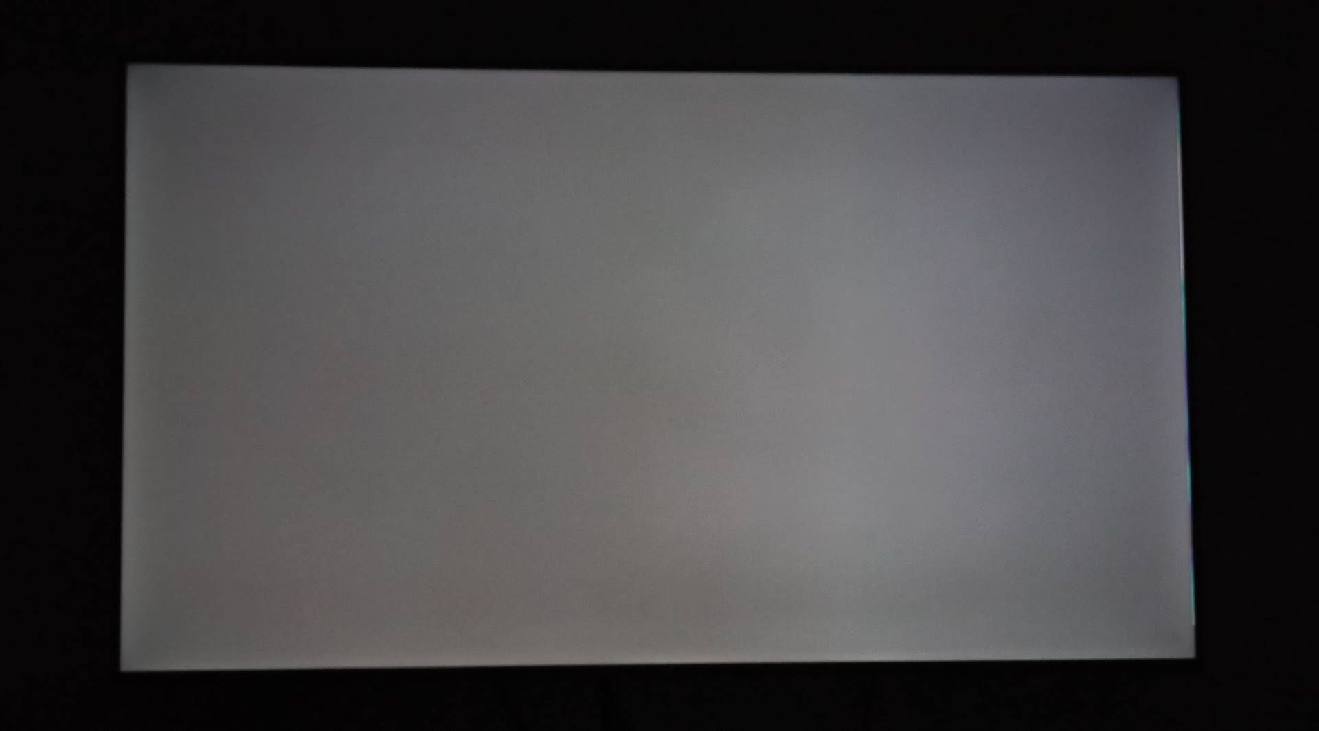 Xiaomi Mi TV 4S 65 - równomierność podświetlenia czerni