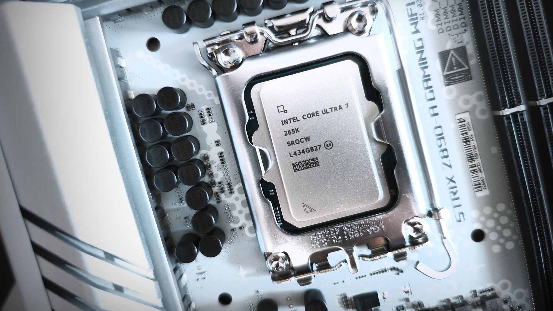 Intel Core Ultra 5 265K