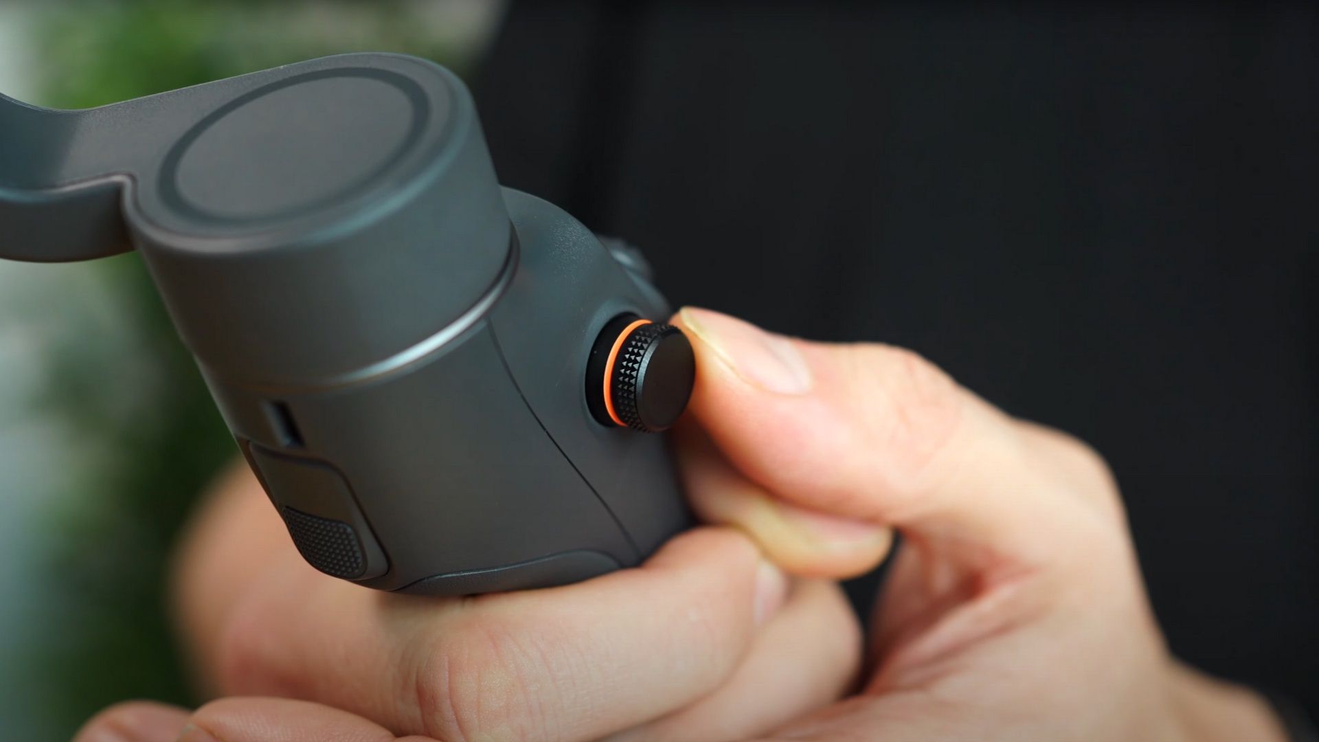Dji Osmo Mobile 6 - pokrętło zoom/focus