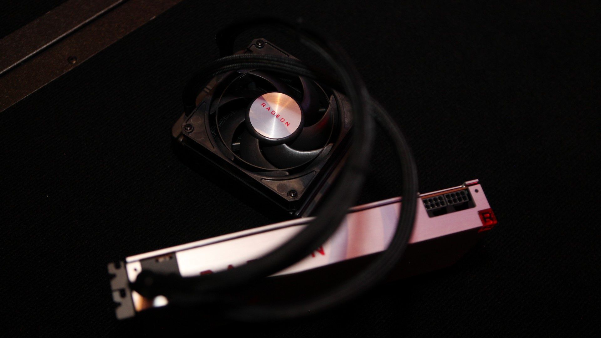 AMD Radeon RX Vega 64 - Liquid Edition