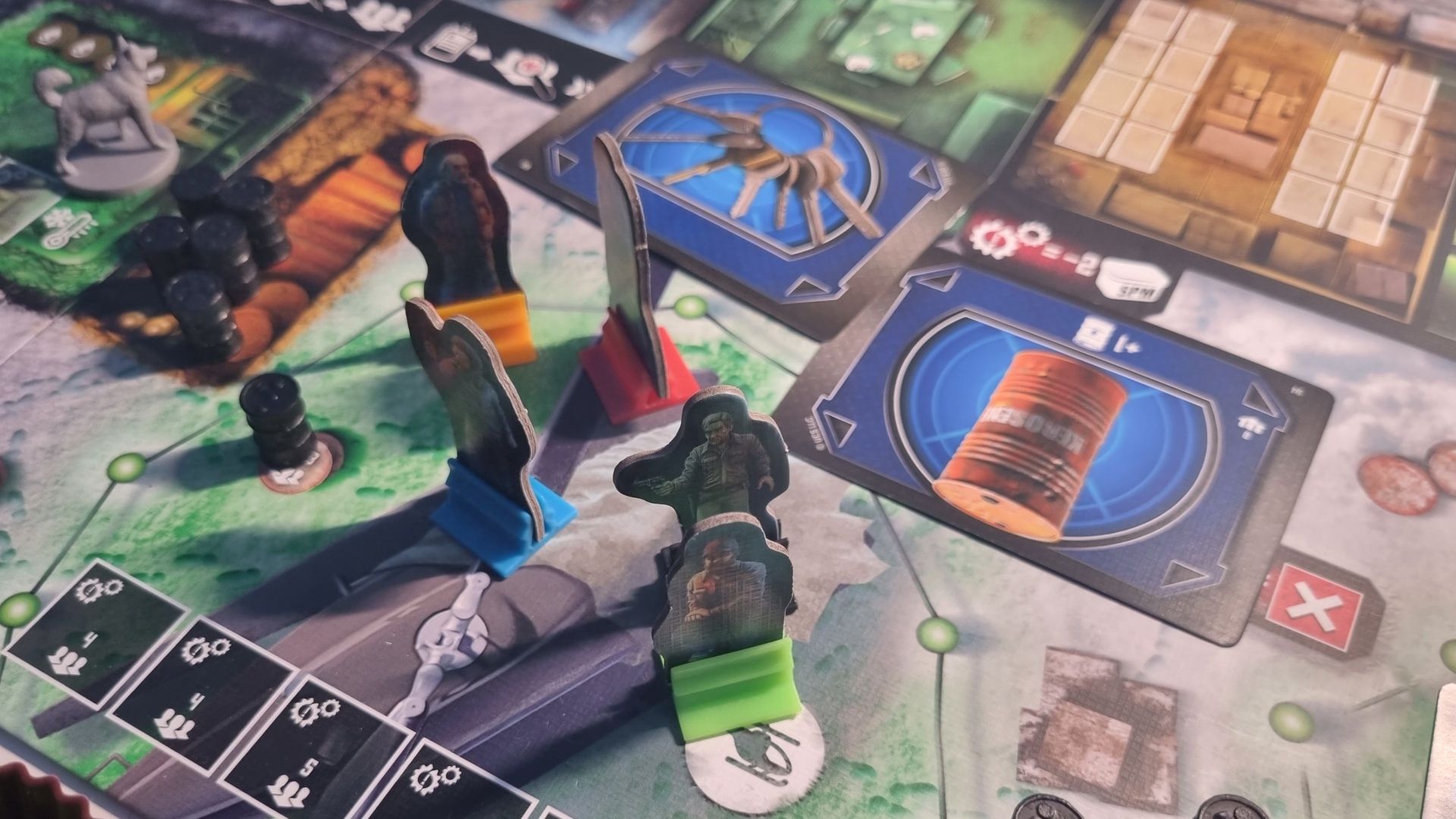 The Thing: gra planszowa - beczki z paliwem