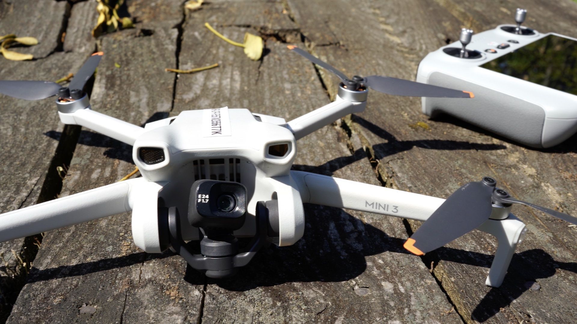 Dji Mini 3 - z kontrolerem DJI RC