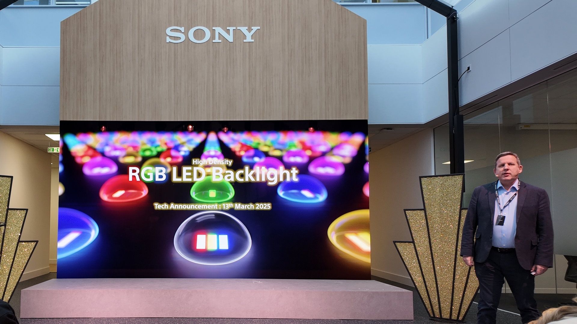 Sony prezentuje swoją wersję RGB LED - prezentacja