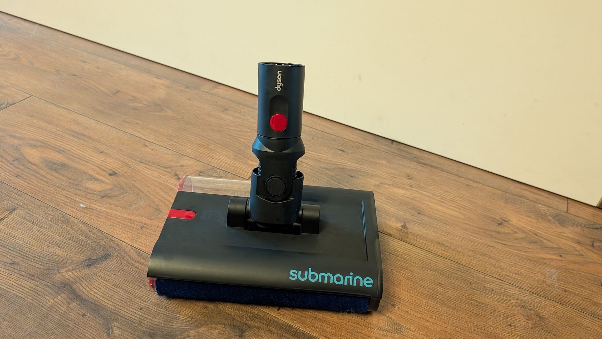 Dyson DS60 Piston Animal Submarine