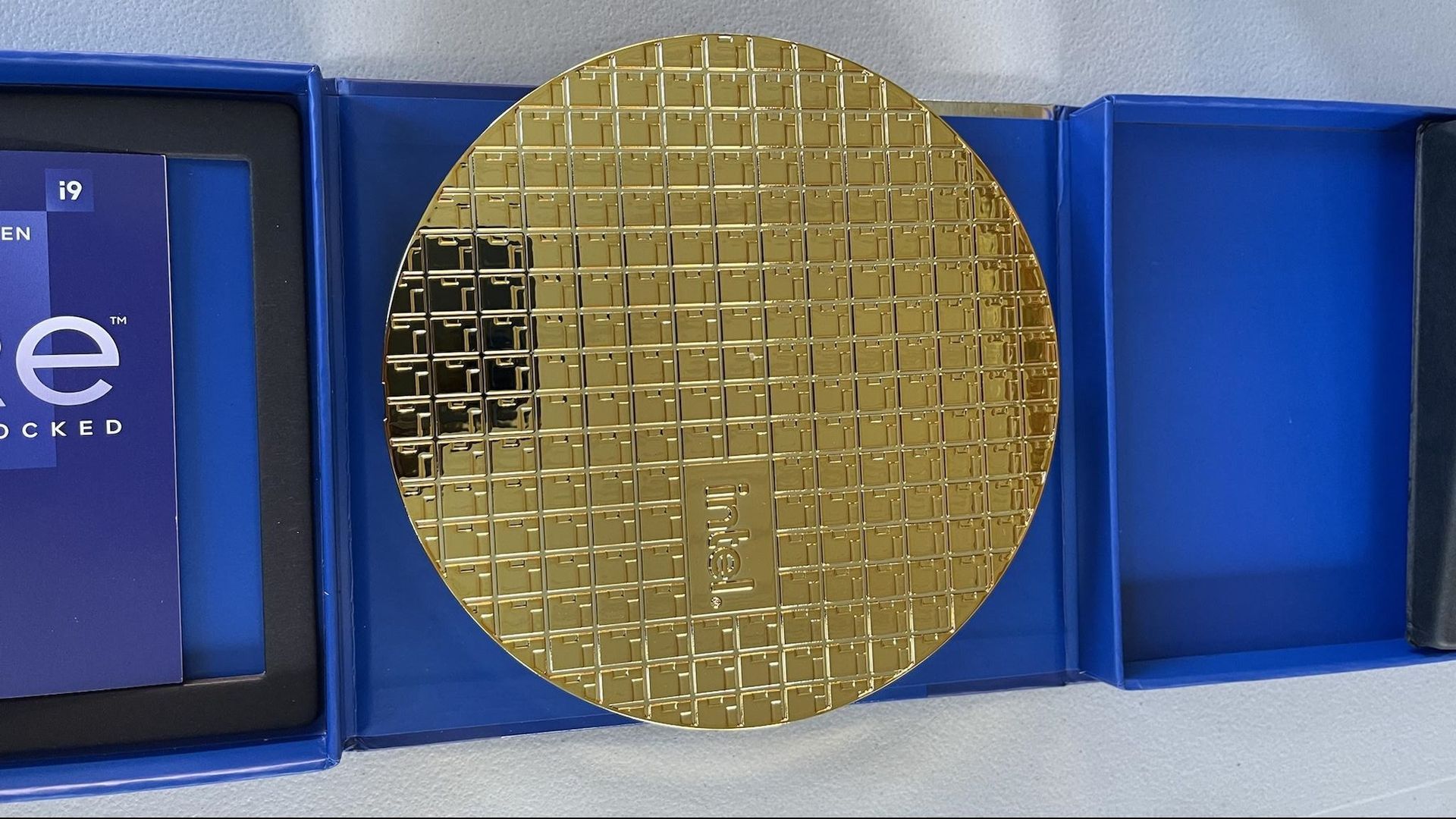Intel Core i9-12900K