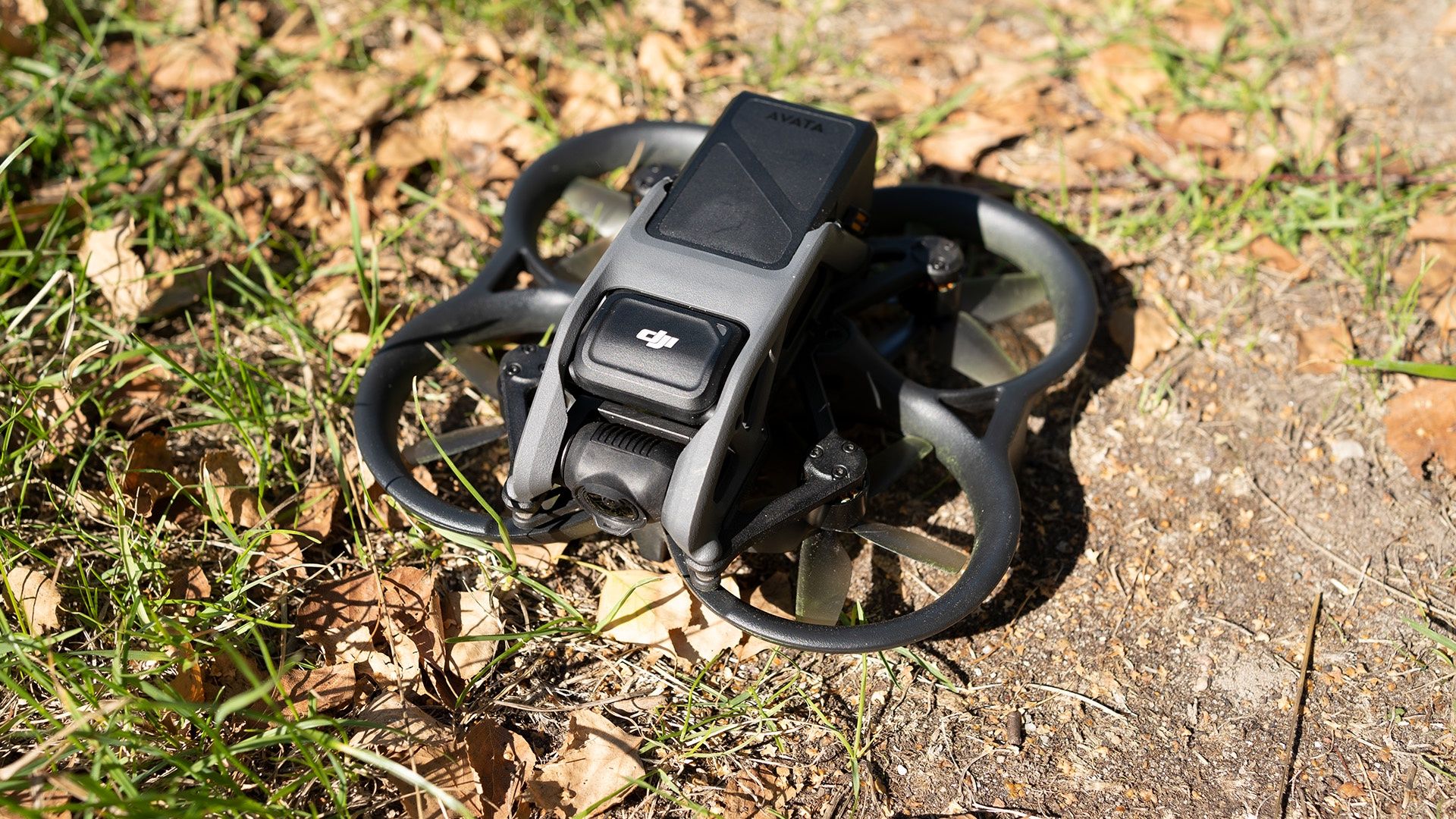 Dji Avata - na ziemi, przed lotem