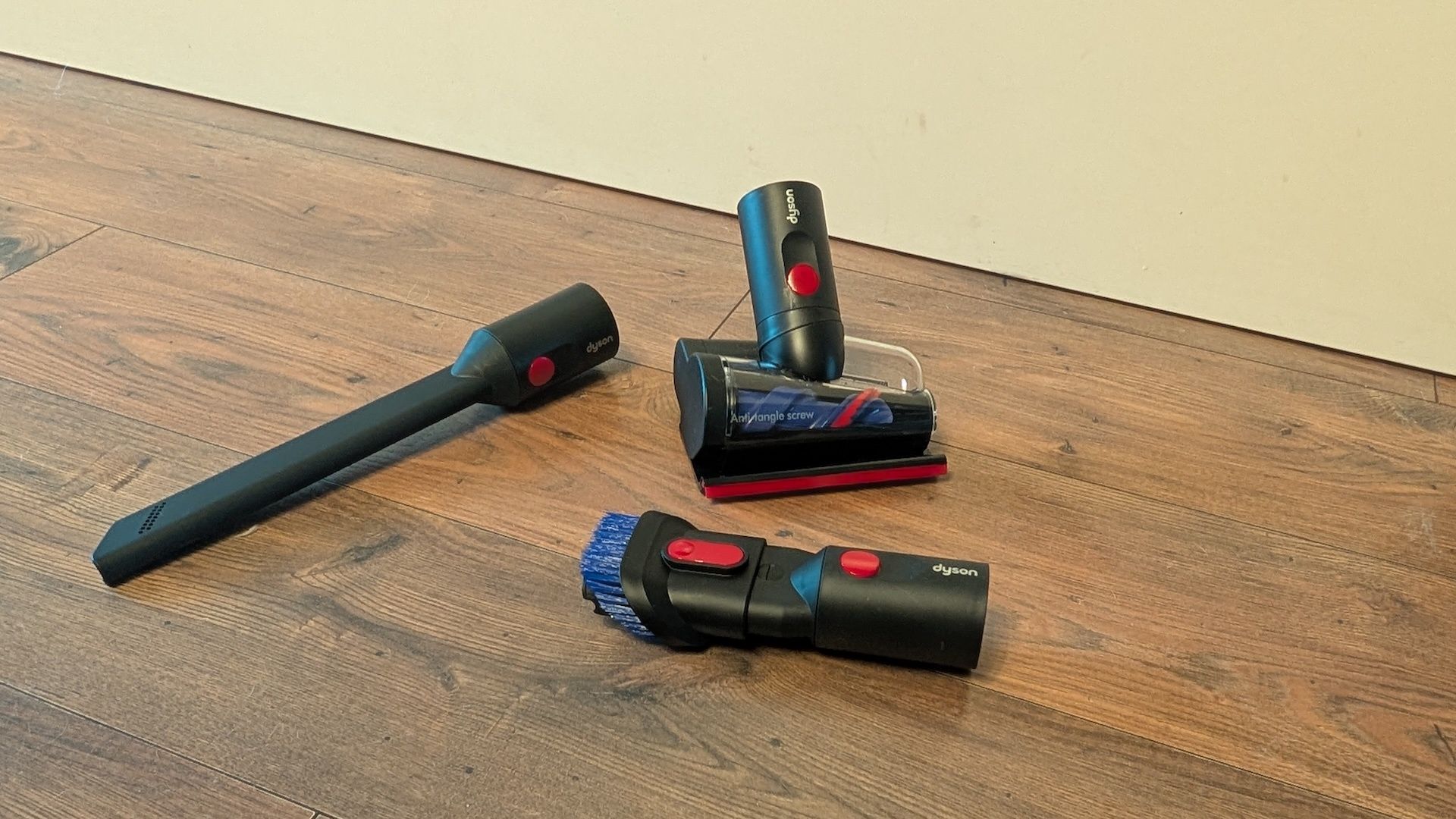 Dyson DS60 Piston Animal Submarine