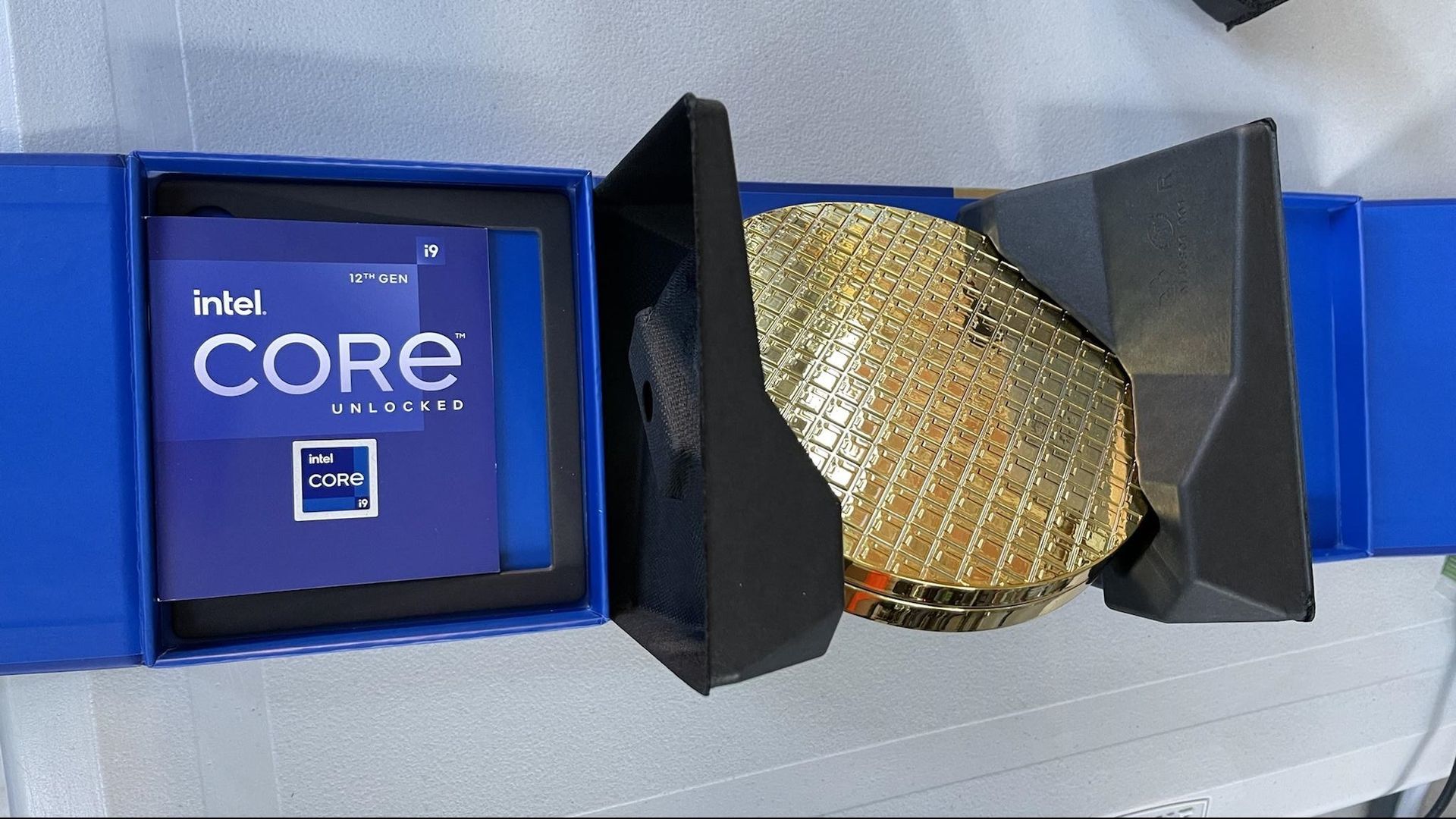 Intel Core i9-12900K