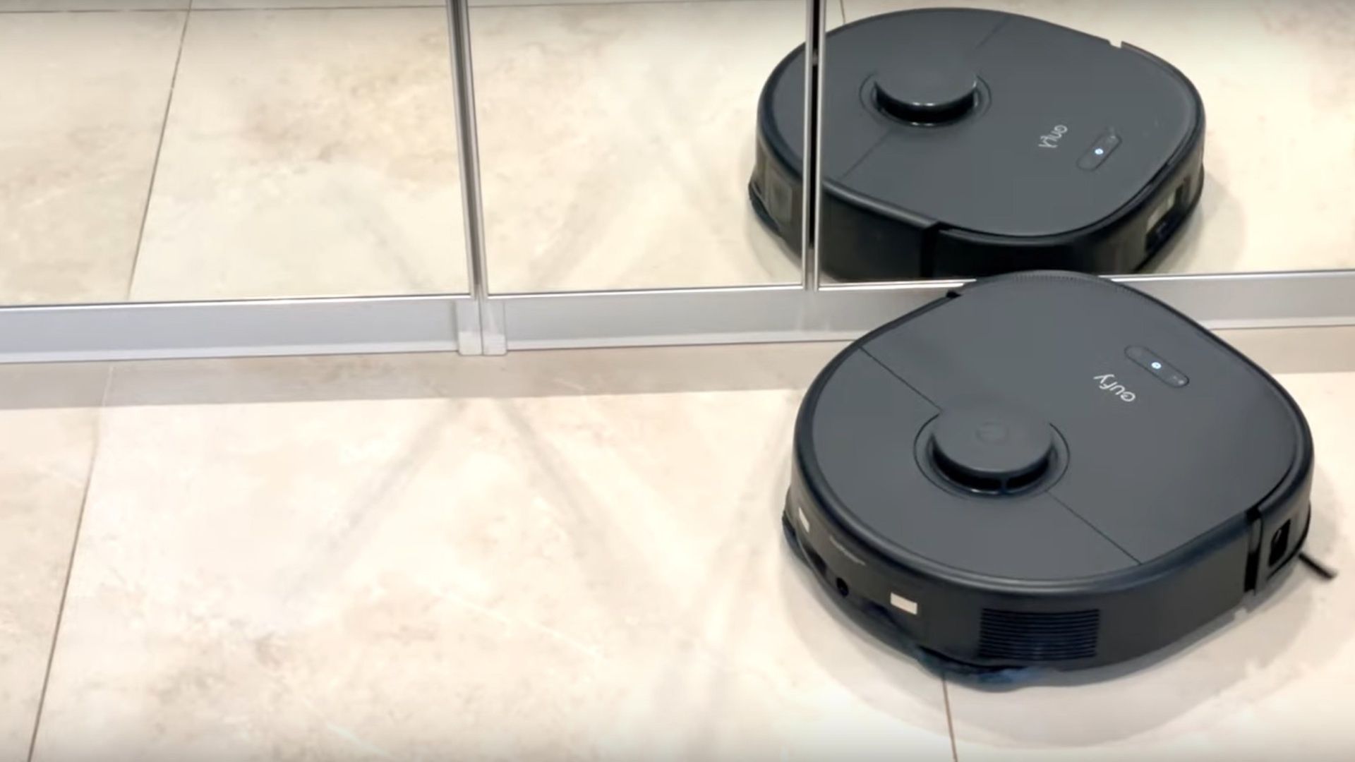 Eufy X10 Pro Omni lustro