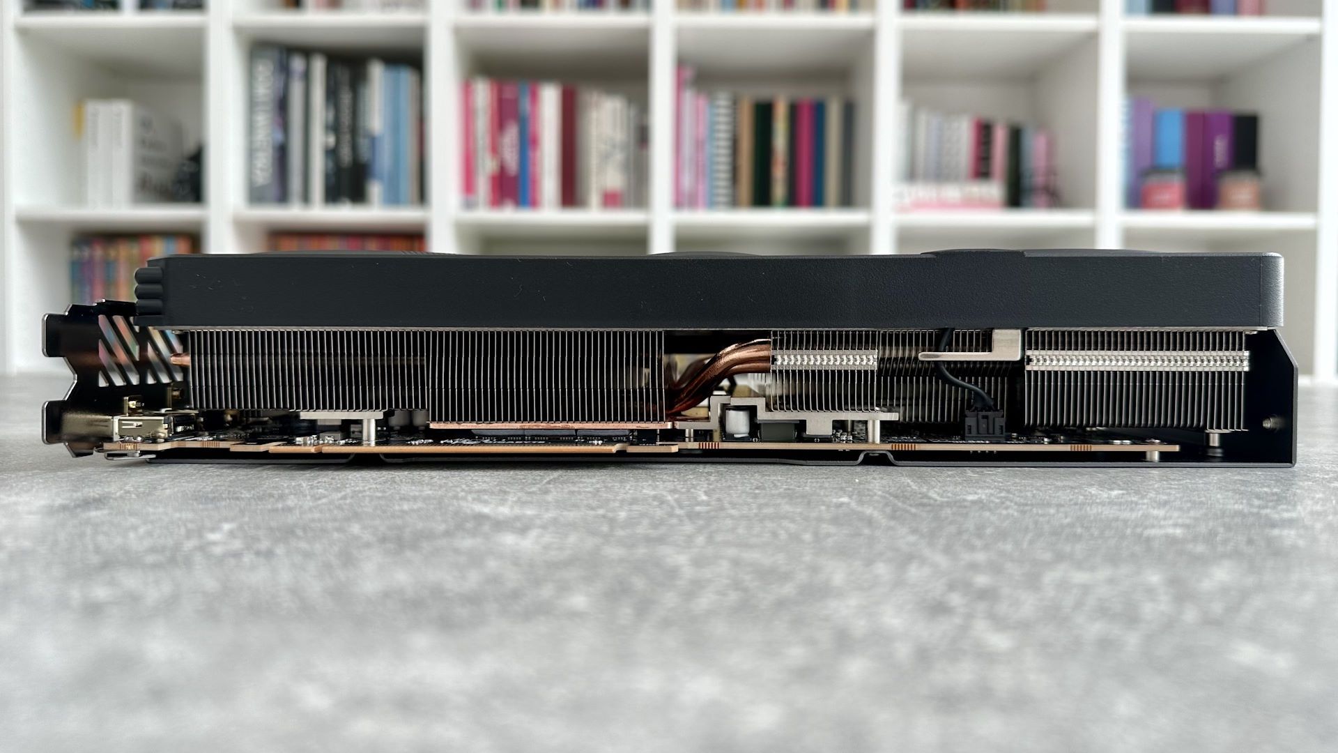 Gigabyte Radeon RX 7900 GRE Gaming OC - radiator
