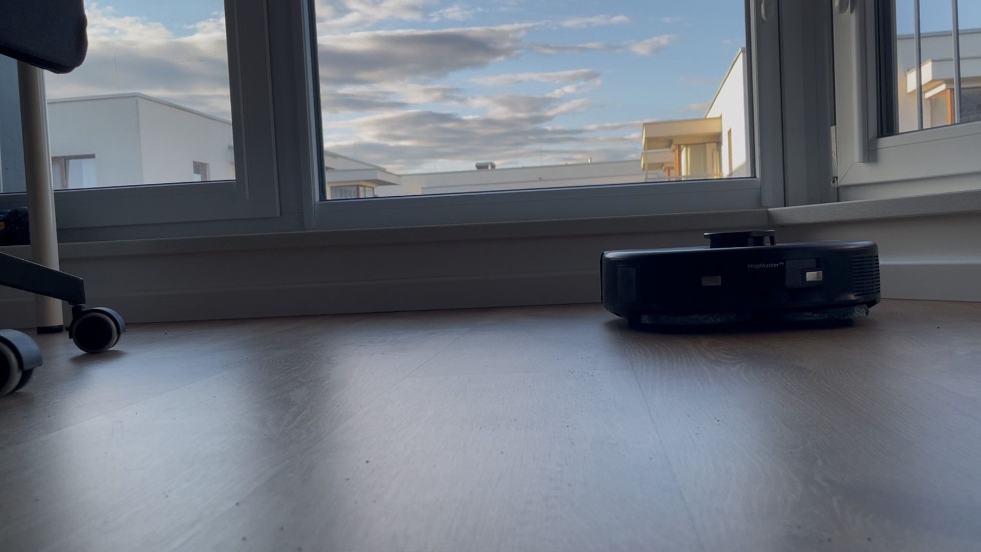 Eufy X10 Pro Omni czysta podłoga