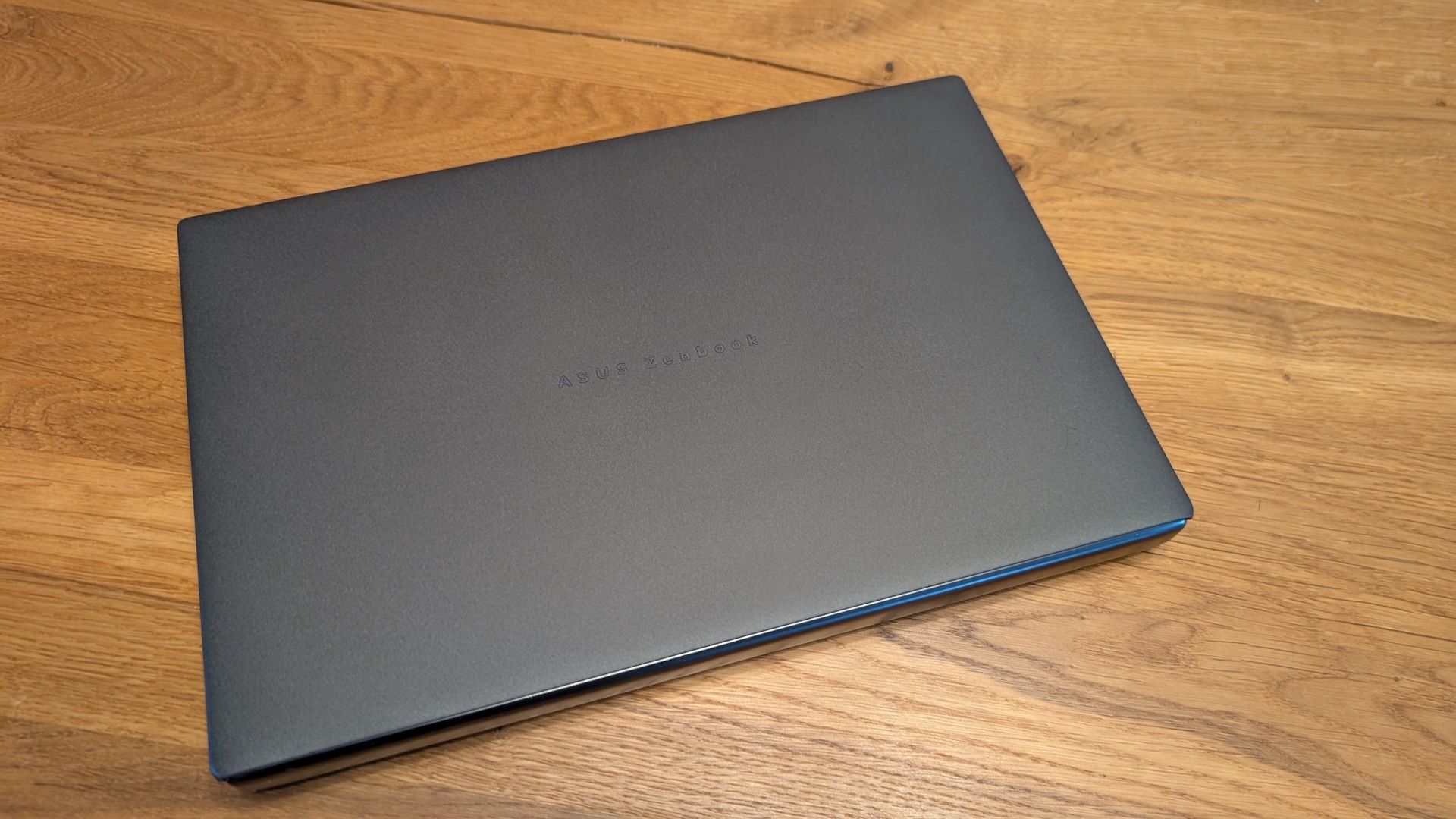 ASUS