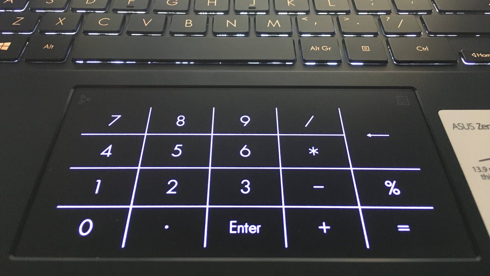 ASUS ZenBook Flip S 13 - klawiatura numeryczna