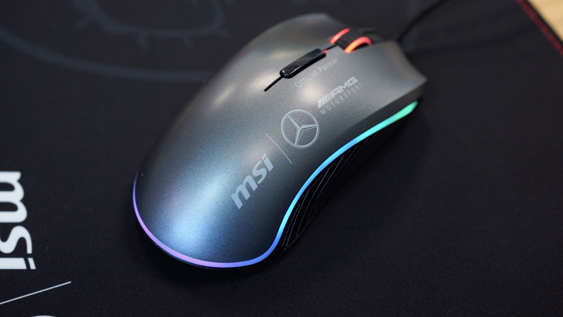 MSI Stealth 16 Mercedes-AMG - myszka w zestawie