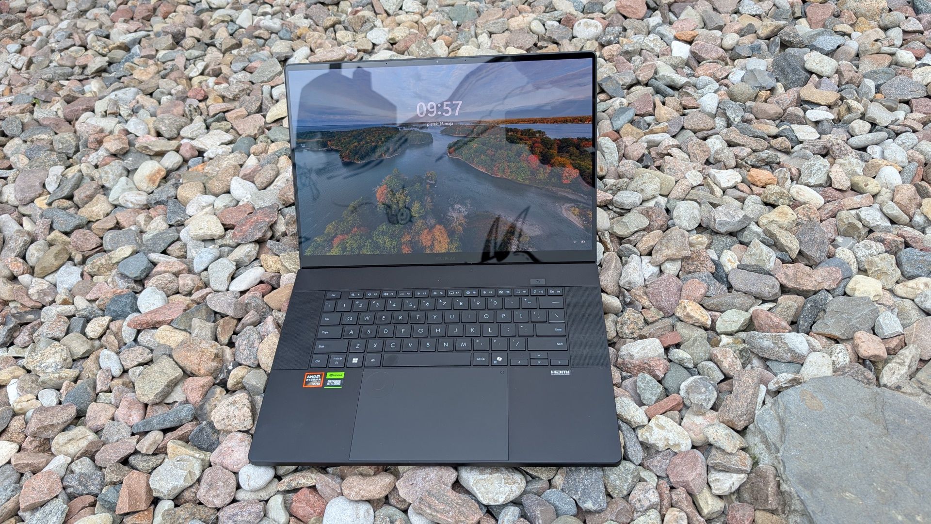 ASUS ProArt P16 H7606WP