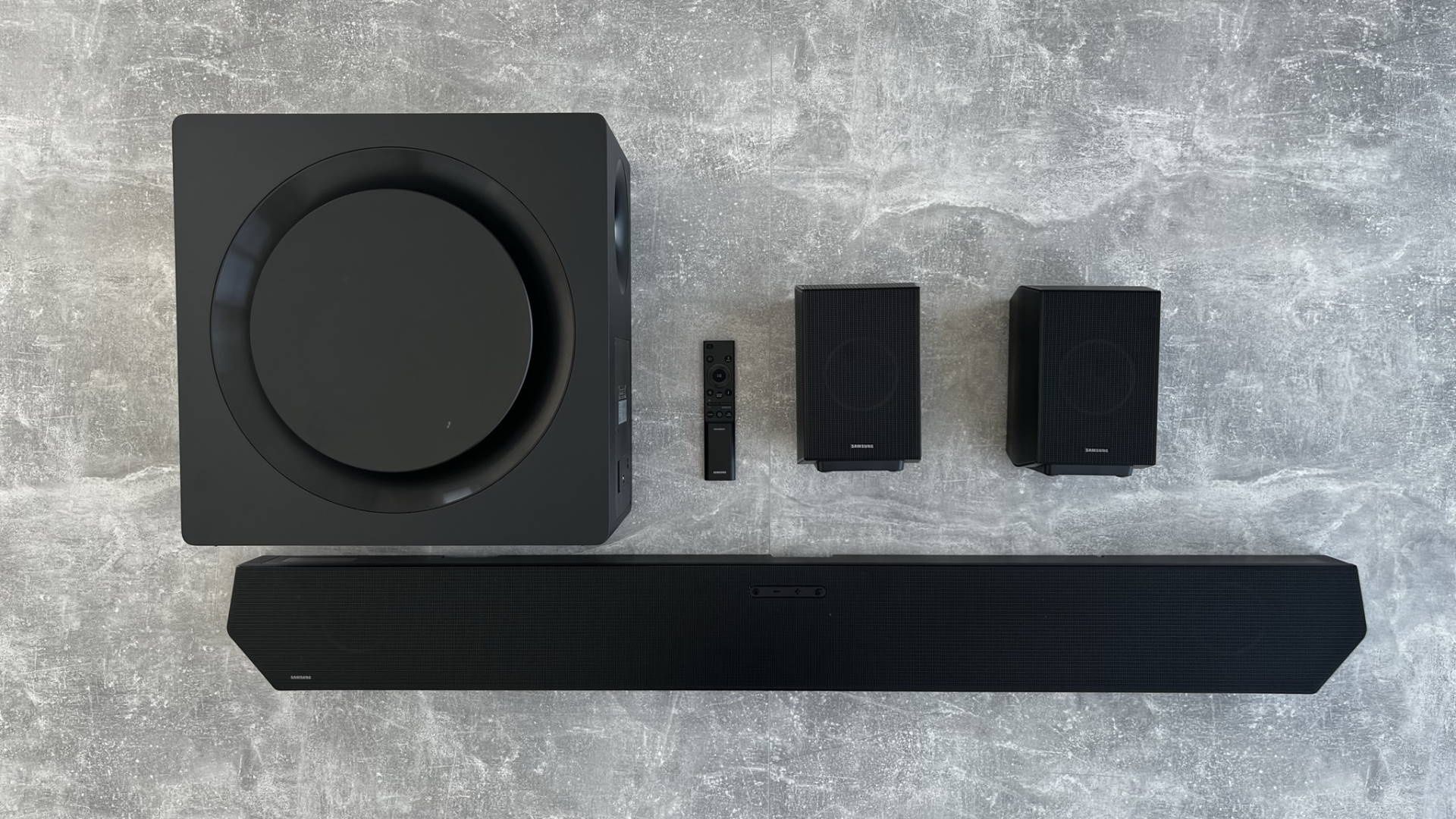 Samsung HW-Q990B - kompletny zestaw