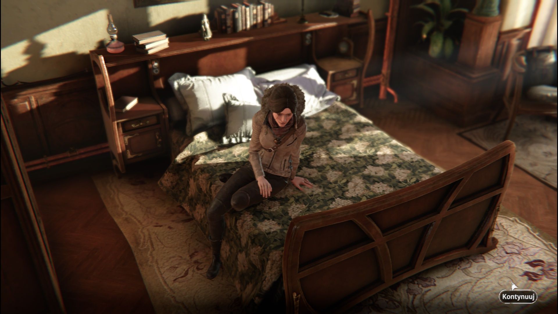 Syberia: The World Before - Kate siedząca na łóżku