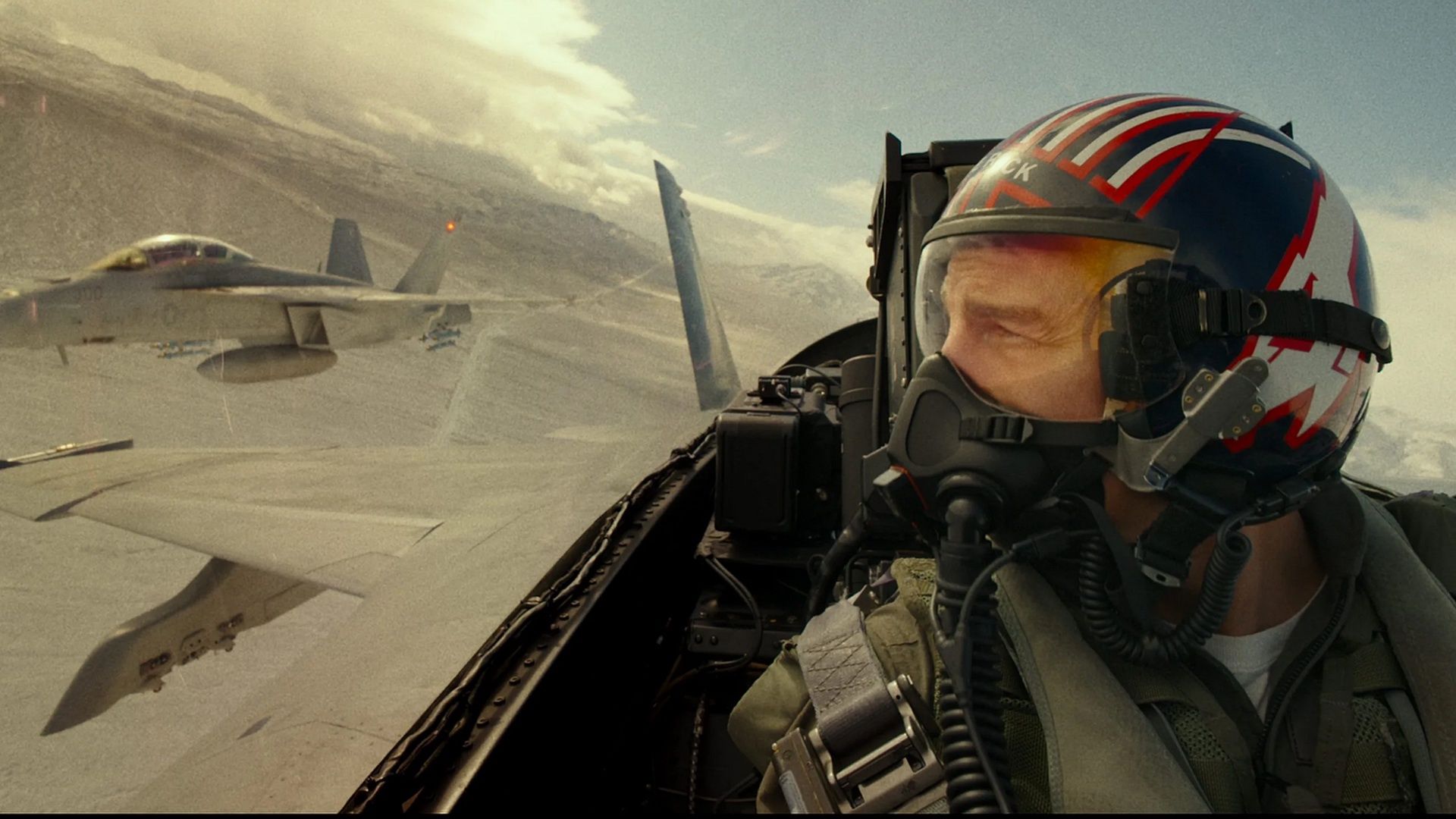 Top Gun: Maverick - w powietrzu