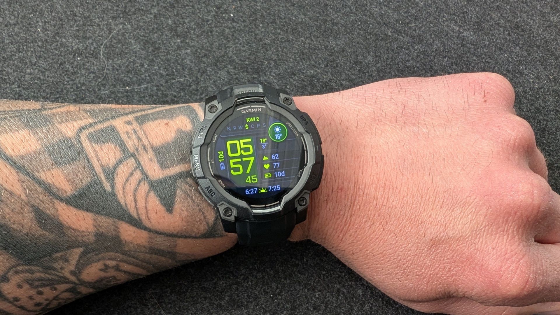 Garmin Instinct 3