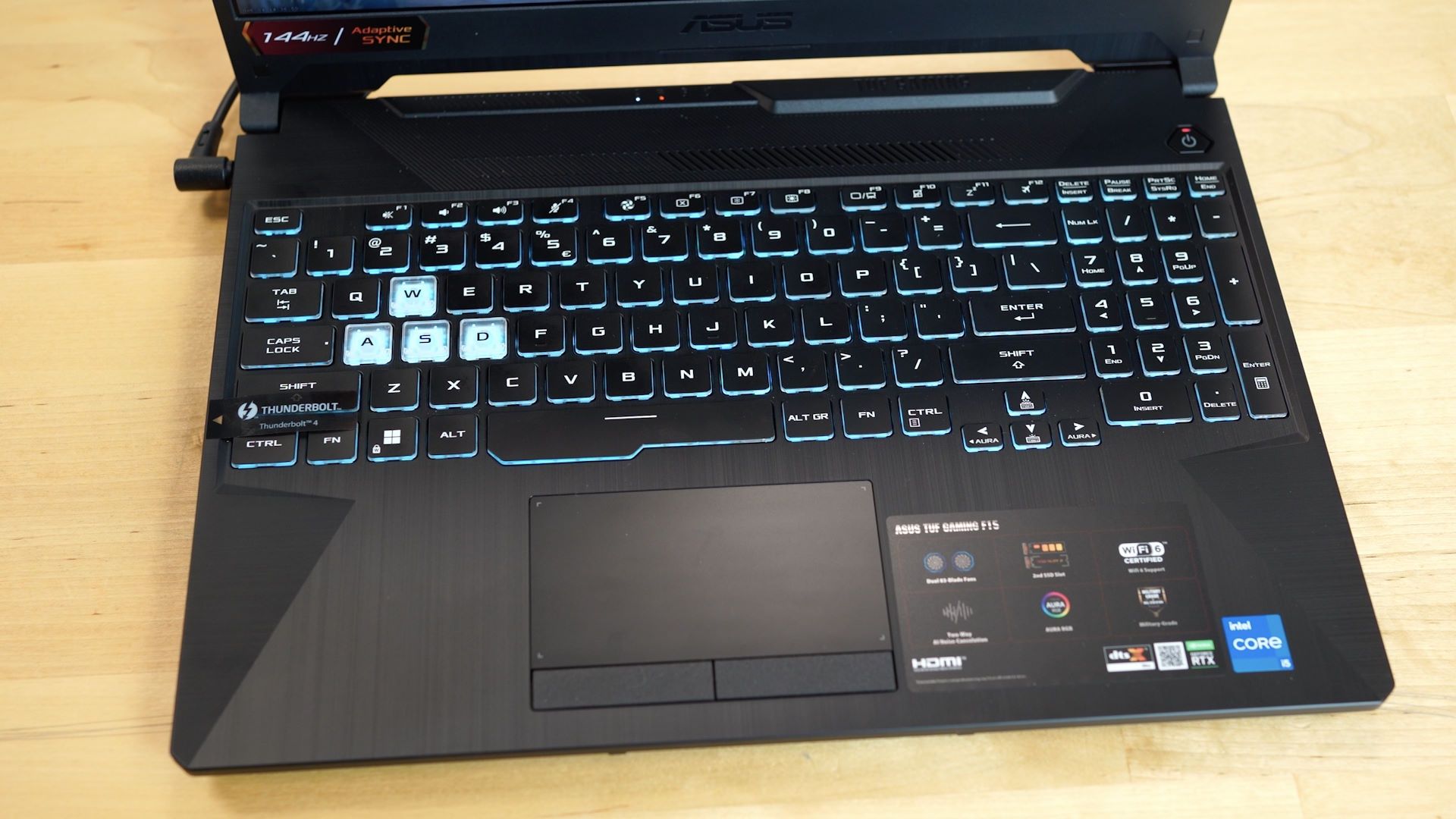 ASUS TUF Gaming F15 FX506HC - konstrukcja