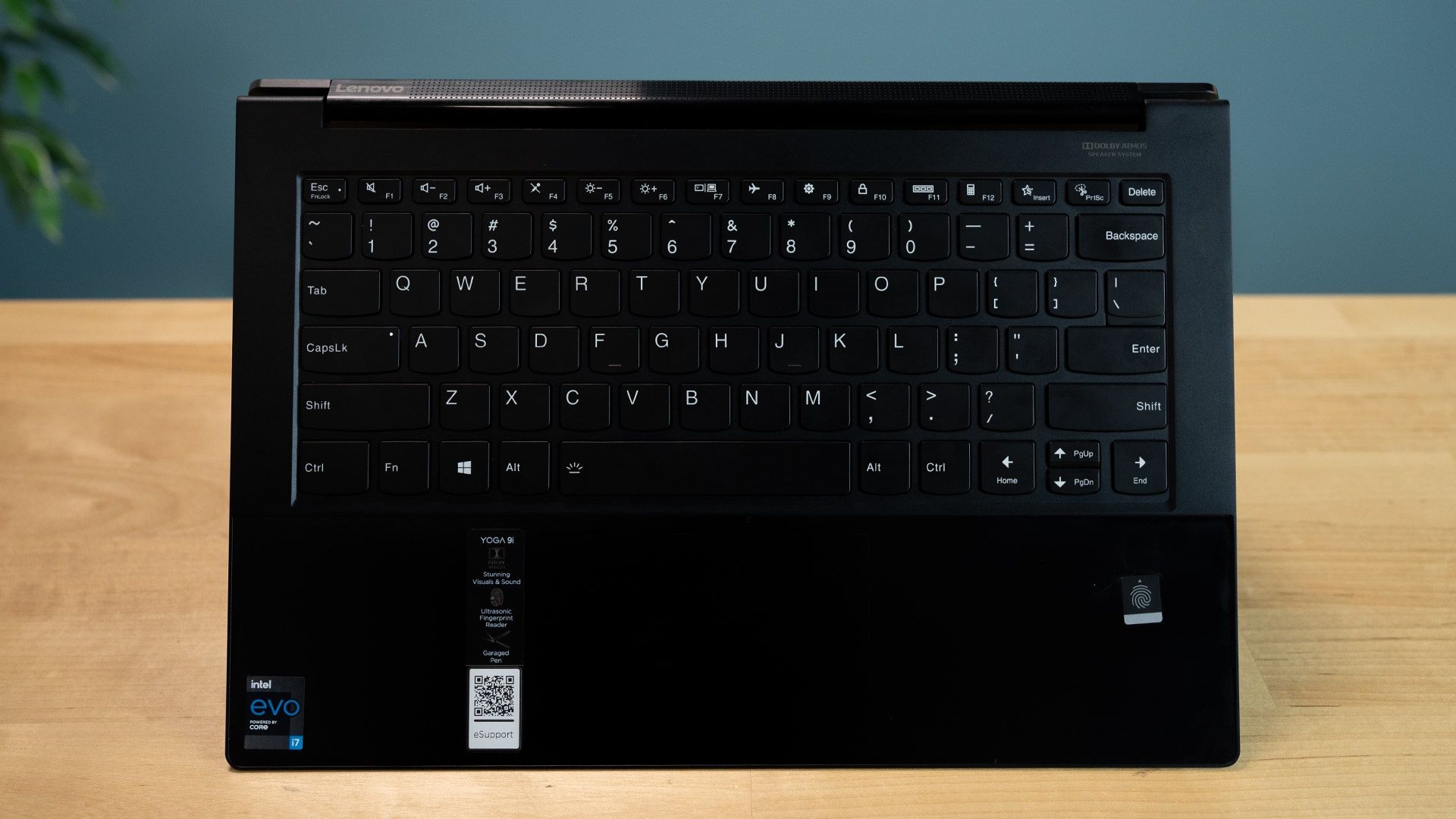 Lenovo Yoga 9i - klawiatura i touchpad
