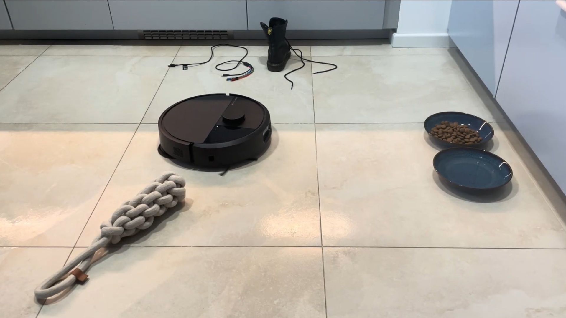 iRobot Roomba Combo Plus 505 omijanie przeszkód