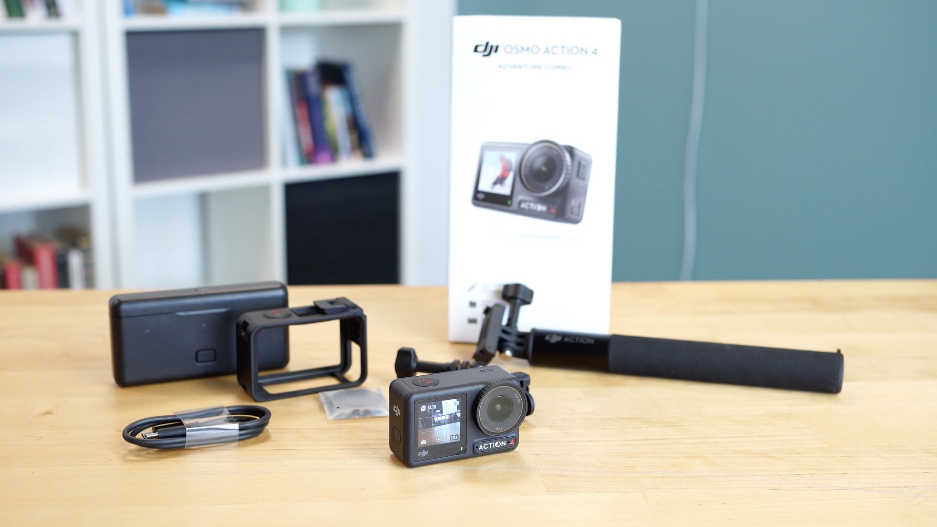 Dji Osmo Action 4 - zawartość zestawu Adventure Combo