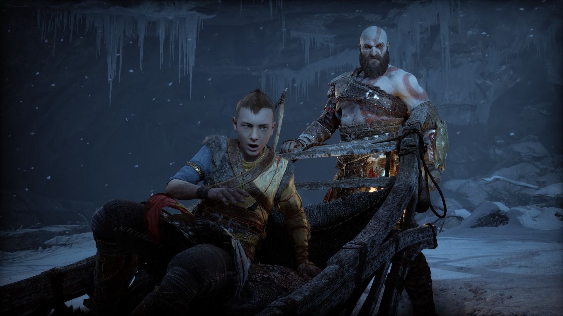 God of War: Ragnarok - Atreus z ojcem na saniach