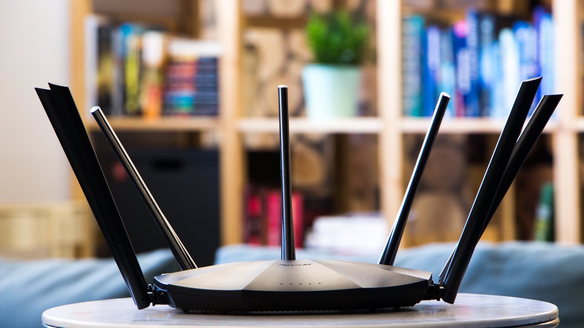 Tenda AC23 - niepozorny ale szybki router