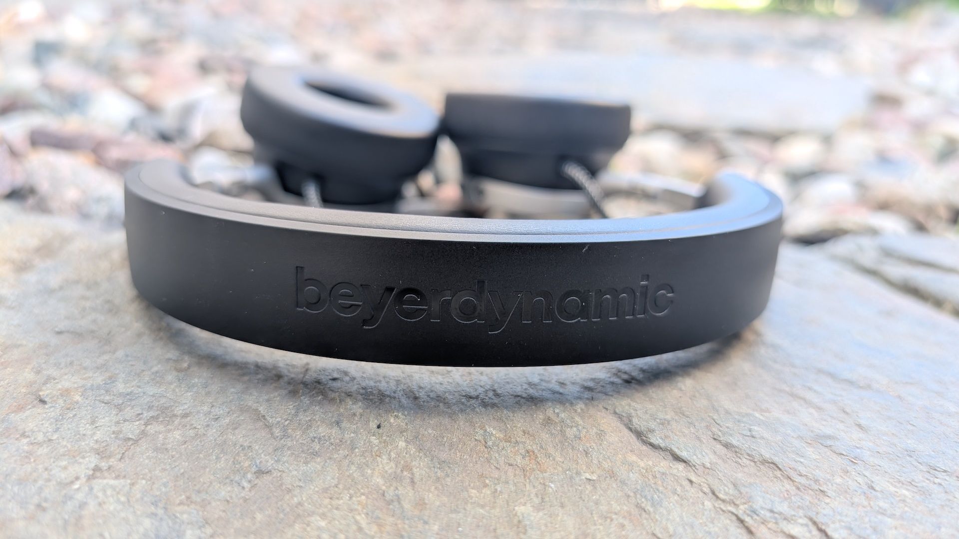 Beyerdynamic AVENTHO 100