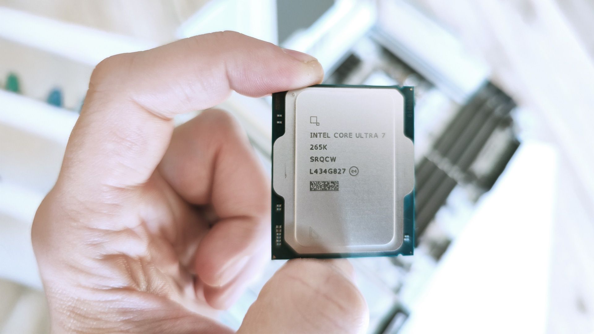 Intel Core Ultra 7 265K