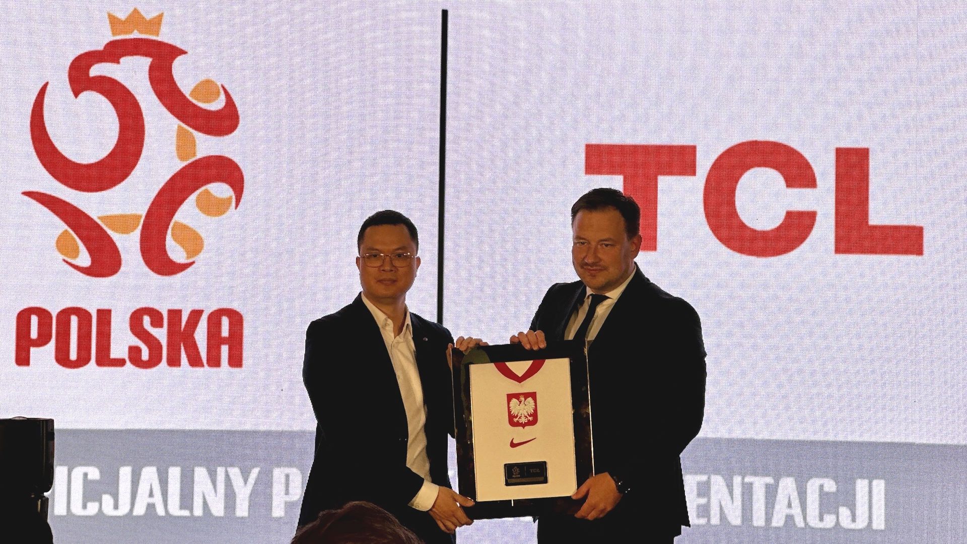 TCL zostaje partnerem polskiej reprezentacji piłki kopanej