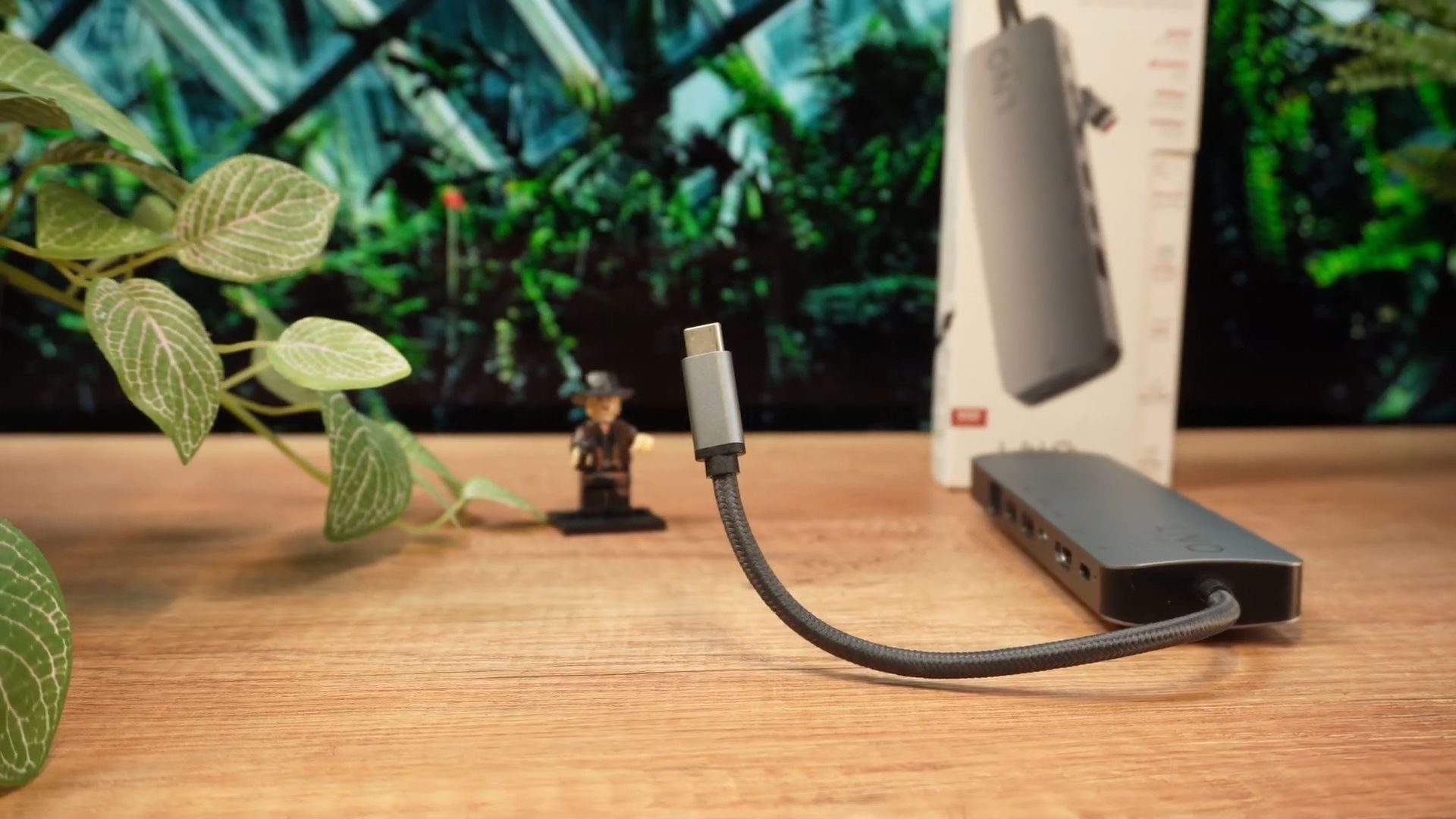 Solidnie wykonany przewód doku Linq Pro Studio 9-w-1 SSD
