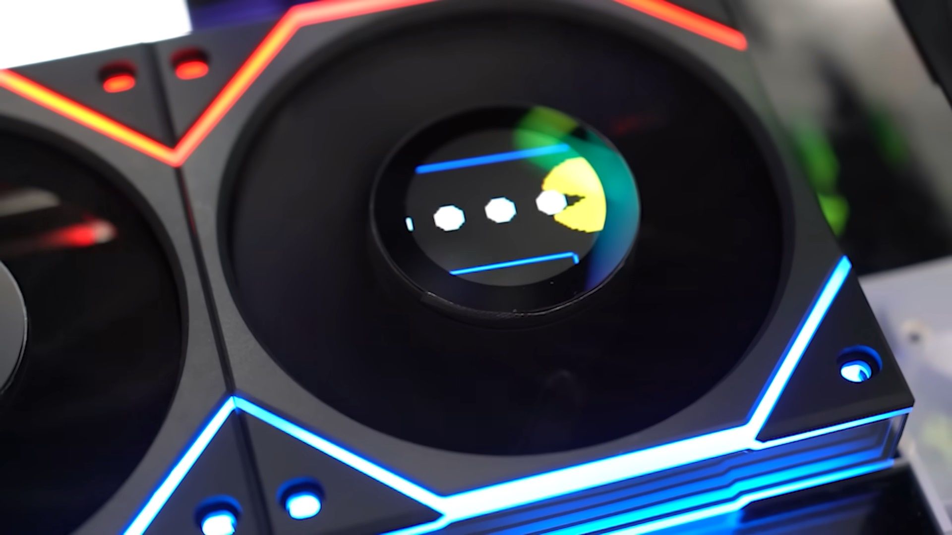 Lian Li Uni Fan TL LCD