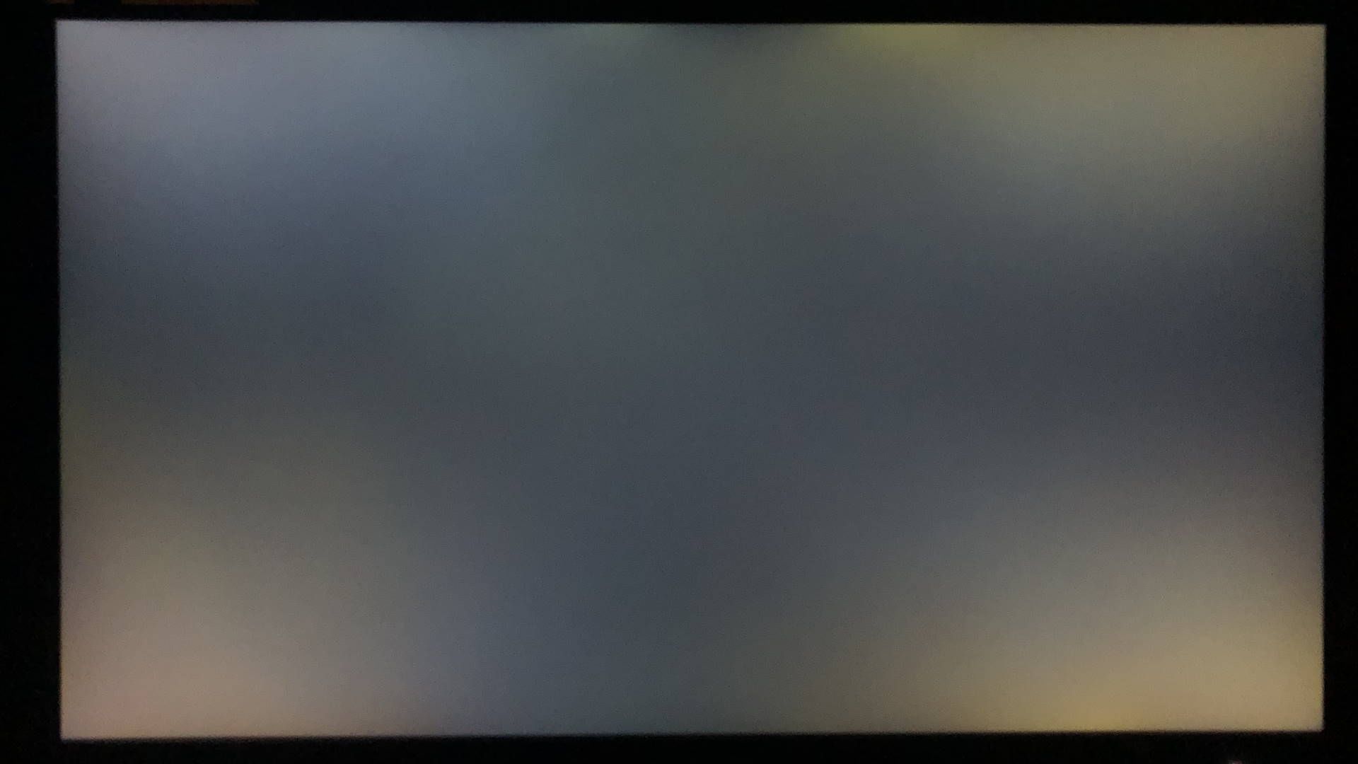 Gigabyte M27F - równomierność czerni